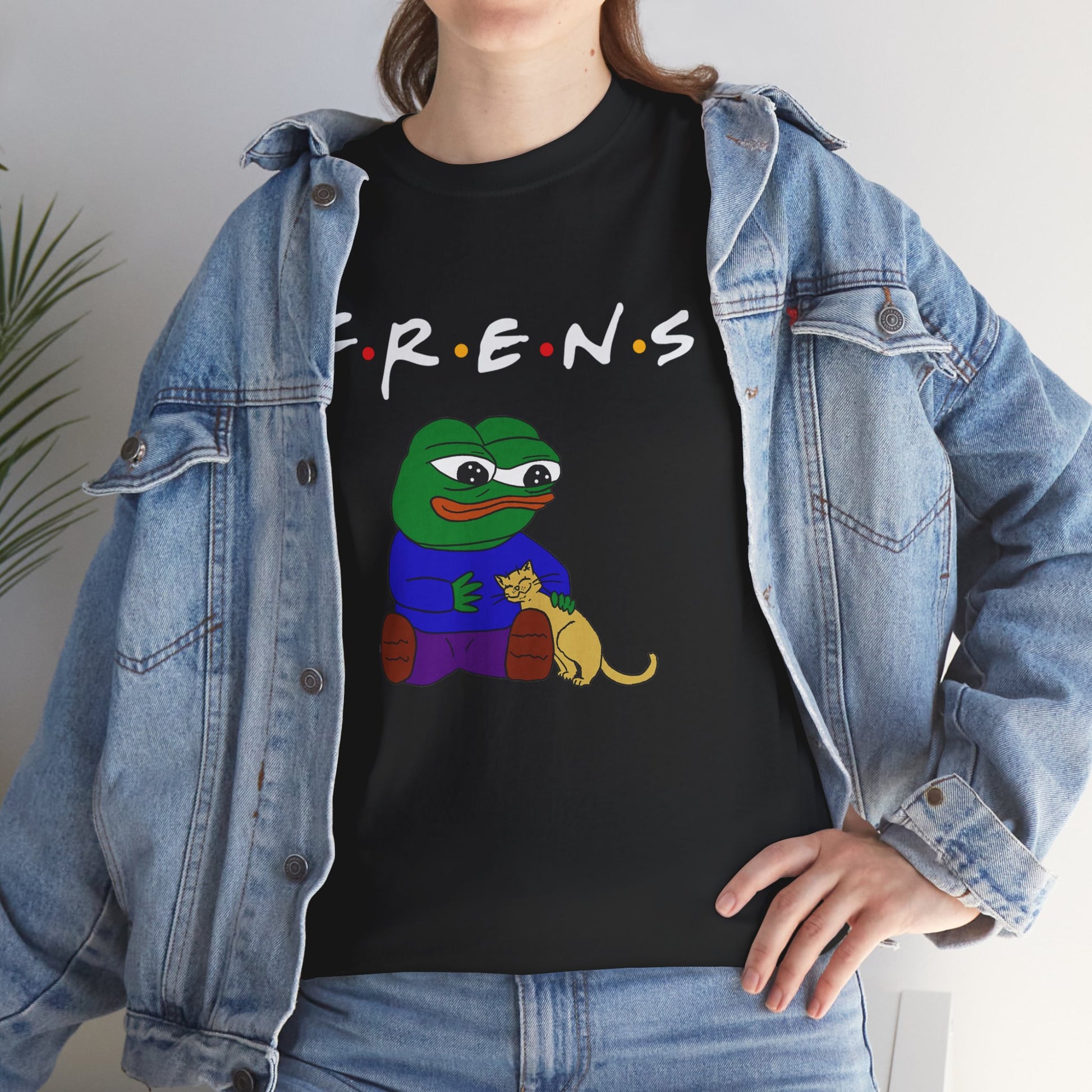 Pepe Frends T-Shirt - White / S - Pepe Merchandise